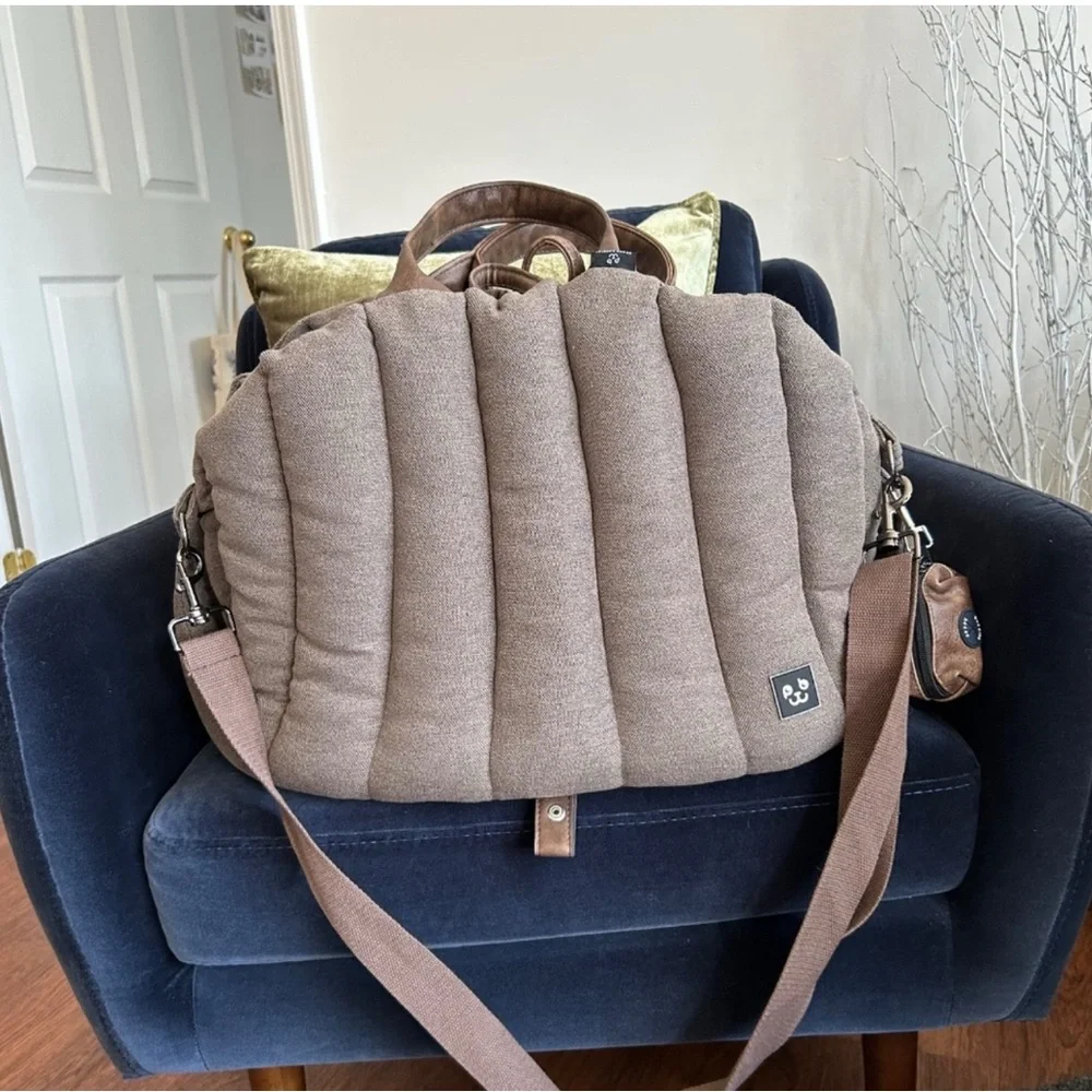 Plush Quilted Dog Carrier Bag - Brown